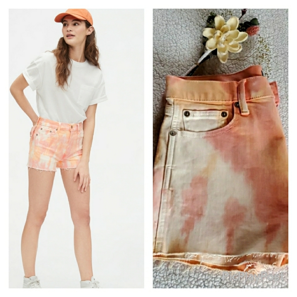 GAP Women 4" High Rise Tie-Dye Cheeky Shorts